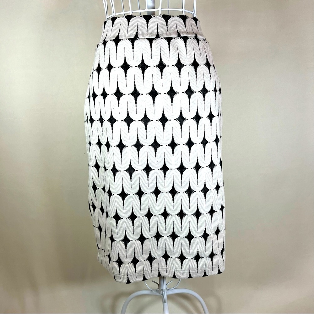 Retro Inspired Print Stretch Pencil Skirt